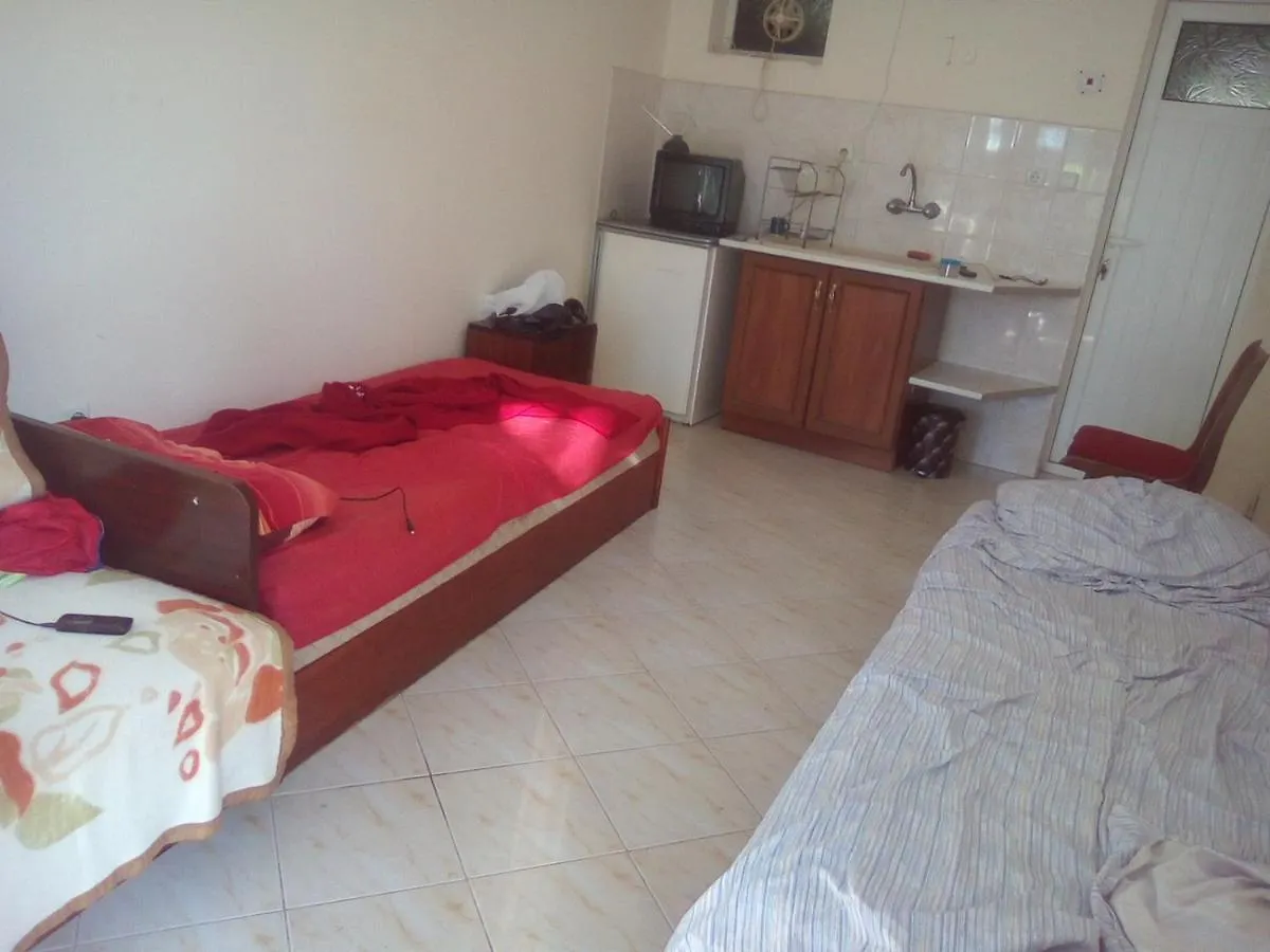 Guest house Вилна Зона Златни Пясъци, Спирка Ален Мак Varna