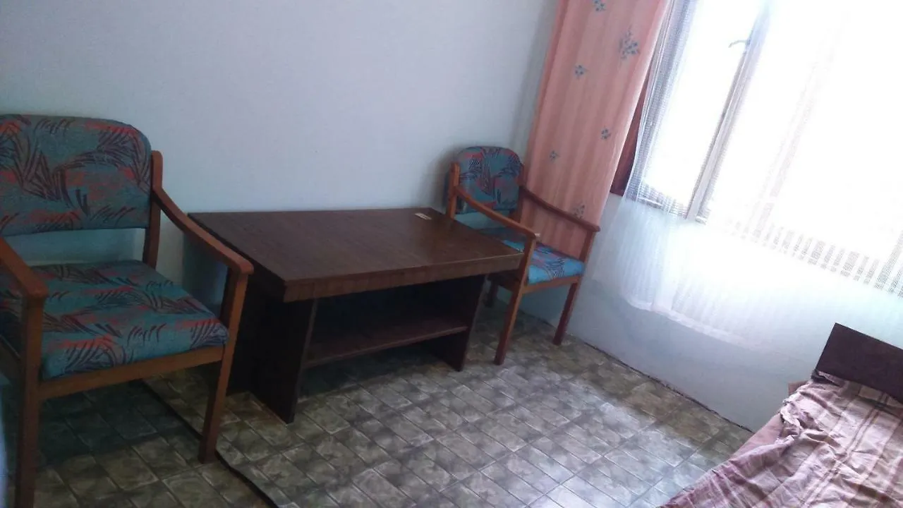 Guest house Вилна Зона Златни Пясъци, Спирка Ален Мак Varna